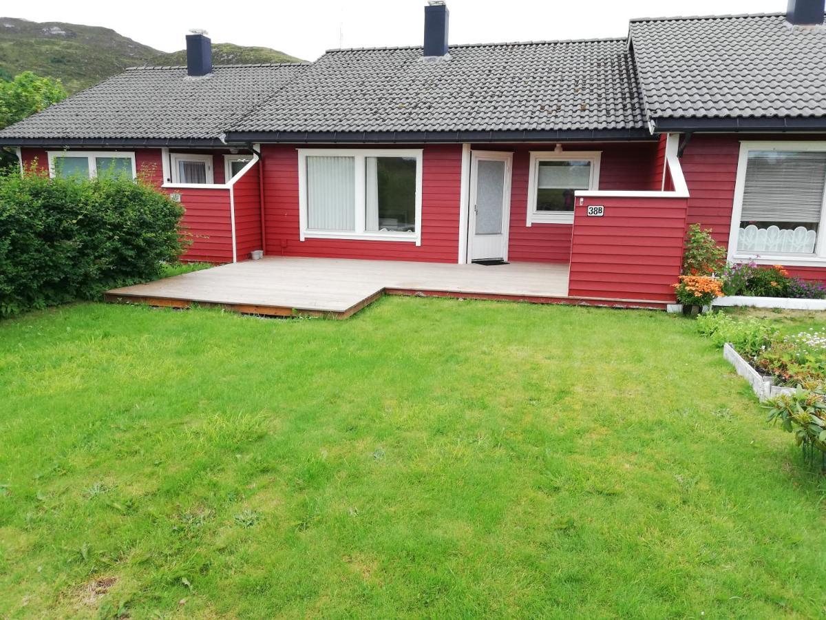 Leinastova Villa Sandshamn Eksteriør bilde